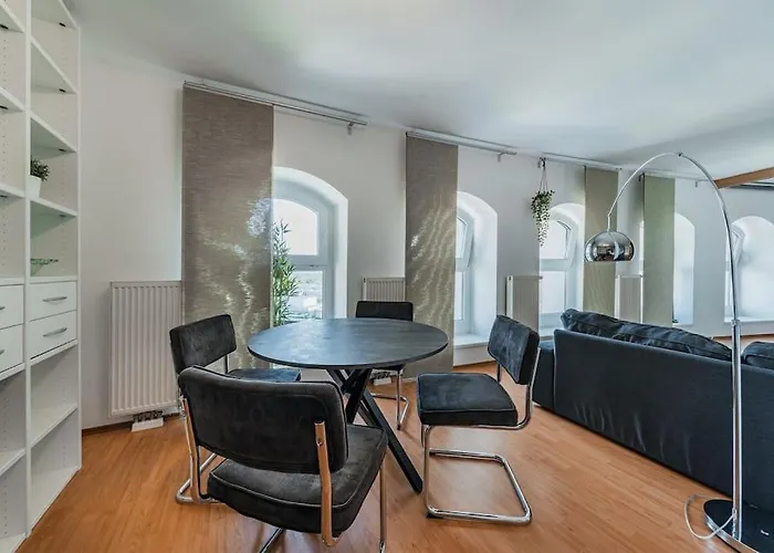 Spektakulaeres ✩ 7. Stock ✩ Kostenlose Parkgarage Apartment Wien